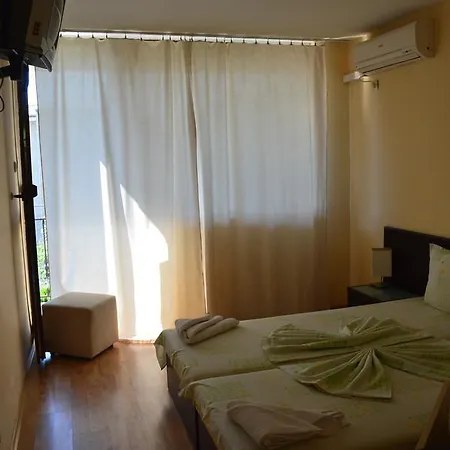 Otel Enigma 2*